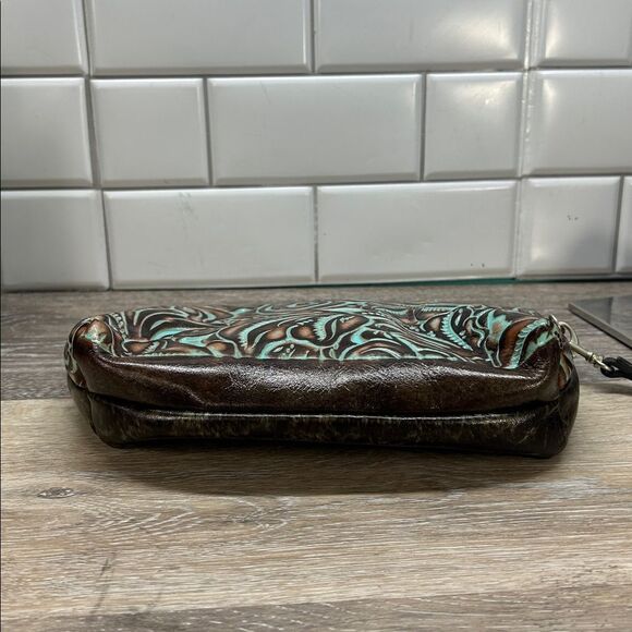 Patricia Nash Embossed Leather Wristlet Clutch - Picture 3 of 7